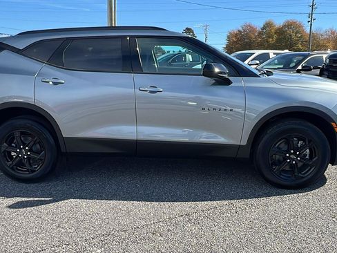 New 2026 Chevrolet Blazer LT w/ Midnight/Sport Edition FWD image 4