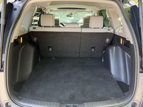 Used 2022 Honda CR-V EX-L image 16