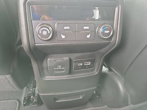 Used 2023 GMC Acadia Denali w/ Denali Technology Package AWD/4WD image 36