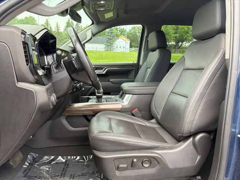 Used 2023 Chevrolet Silverado 1500 RST AWD/4WD image 29