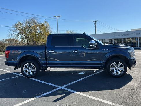 Used 2018 Ford F150 Platinum w/ Equipment Group 701A Luxury image 9