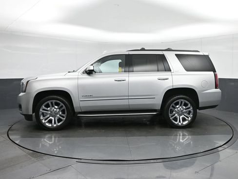 Used 2018 GMC Yukon SLT w/ Premium Edition image 4