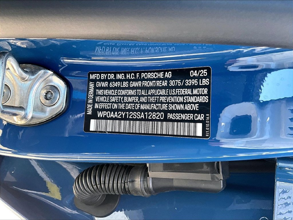 Certified 2025 Porsche Taycan AWD/4WD image 26