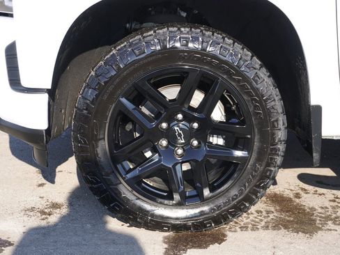 Used 2022 Chevrolet Silverado 1500 Custom w/ Rally Edition image 10