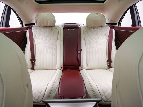 New 2026 Bentley Flying Spur Plug-In Hybrid AWD/4WD image 18