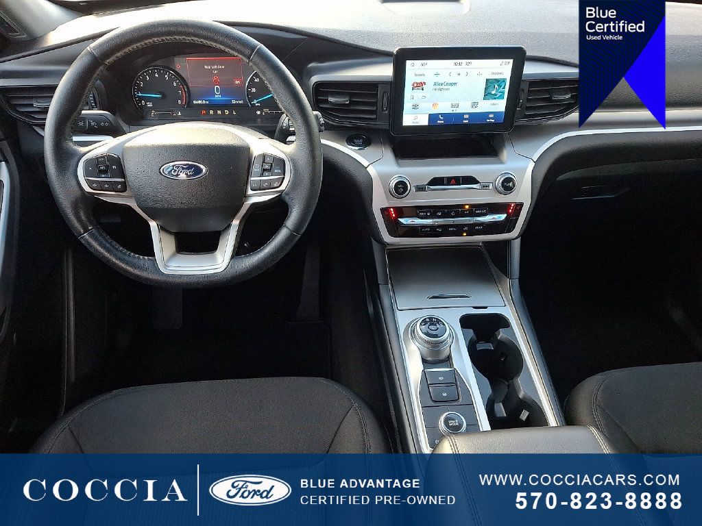Used 2022 Ford Explorer XLT AWD/4WD image 12