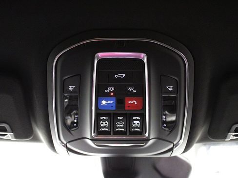 New 2026 Jeep Grand Cherokee Limited AWD/4WD image 24