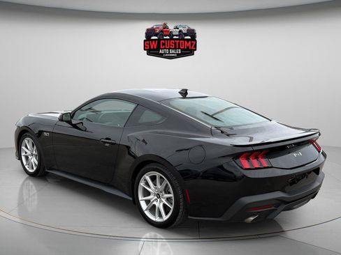 Used 2024 Ford Mustang GT Premium RWD image 5