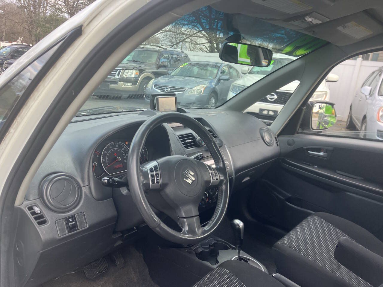 Used 2009 Suzuki SX4 AWD Hatchback image 18