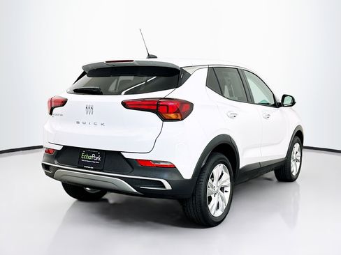Used 2025 Buick Encore GX Preferred AWD/4WD image 9