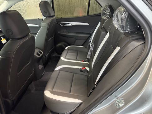 New 2026 Buick Envision Sport Touring image 10