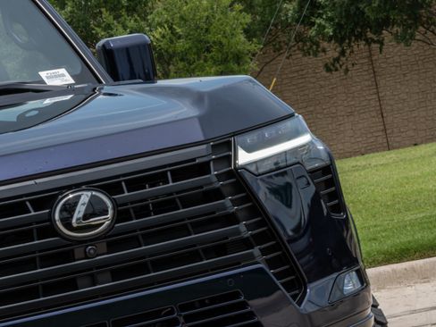 Used 2026 Lexus GX 550 w/ Accessory Package (ZB) AWD/4WD image 10