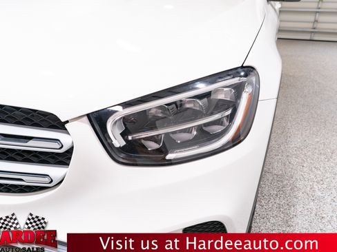 Used 2020 Mercedes-Benz GLC 300 image 8