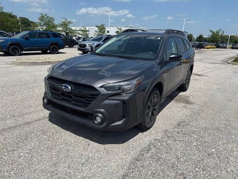 Certified 2024 Subaru Outback Onyx Edition AWD/4WD image 3