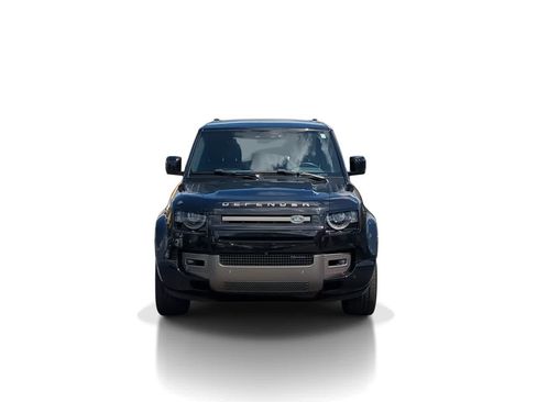 Certified 2023 Land Rover Defender 110 X-Dynamic SE AWD/4WD image 3