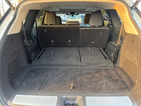 Used 2023 INFINITI QX60 Luxe w/ Vision Package image 14