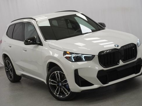 Used 2024 BMW X1 M35i w/ Shadowloine Package AWD/4WD image 4