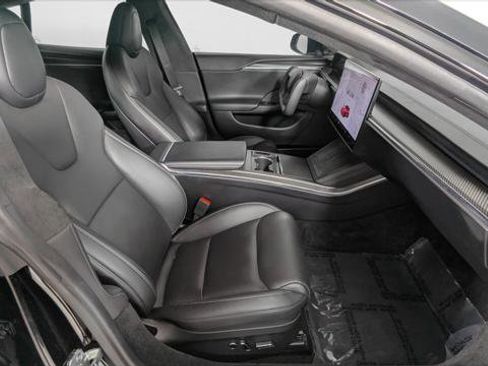 Used 2021 Tesla Model S Plaid image 22