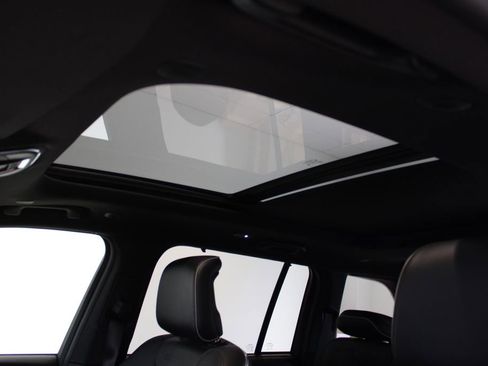 Used 2025 Jeep Grand Cherokee Summit w/ Adv Protech Group IV AWD/4WD image 27