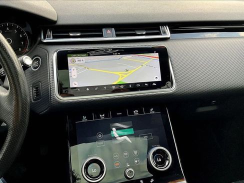 Used 2019 Land Rover Range Rover Velar S AWD/4WD image 15