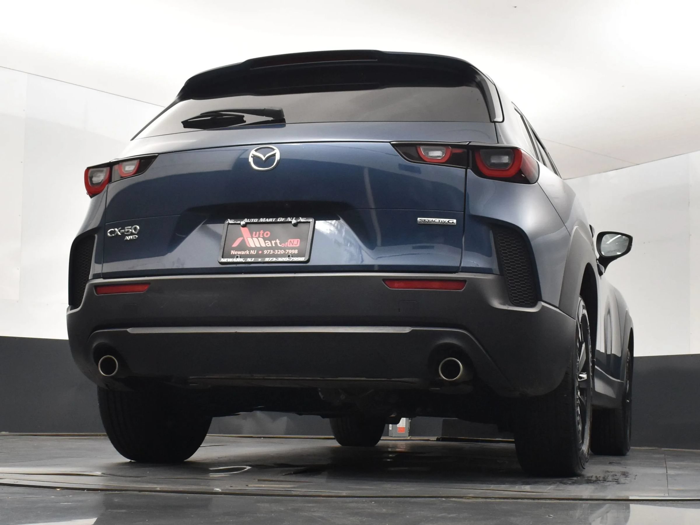 Used 2025 MAZDA CX-50 AWD 2.5 S w/ Premium Package image 10