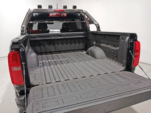 Used 2022 Chevrolet Colorado W/T w/ Custom Special Edition AWD/4WD image 7