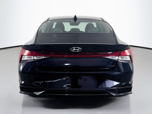 Used 2023 Hyundai Elantra Limited FWD image 8
