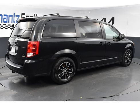 Used 2019 Dodge Grand Caravan GT FWD image 5