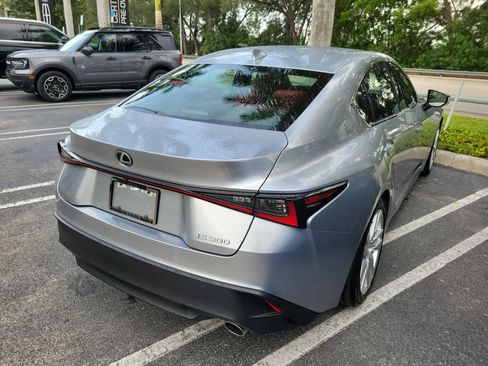Used 2025 Lexus IS 300 w/ Comfort Package RWD image 3