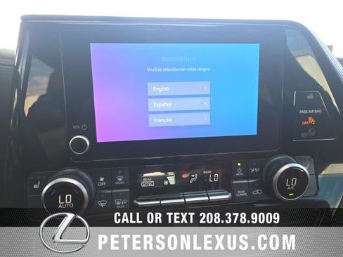 Used 2023 Toyota Highlander XSE AWD/4WD image 16