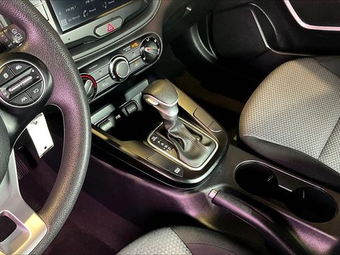 Used 2023 Kia Soul LX w/ Option Group 015 FWD image 19