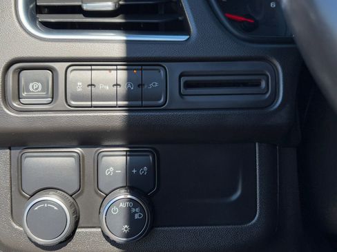 Used 2021 Chevrolet Tahoe LT image 30