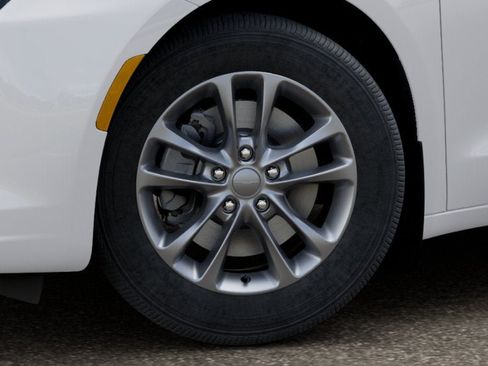New 2027 Chrysler Pacifica Select AWD/4WD image 24