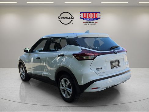 Certified 2025 Nissan Kicks Play S FWD image 4