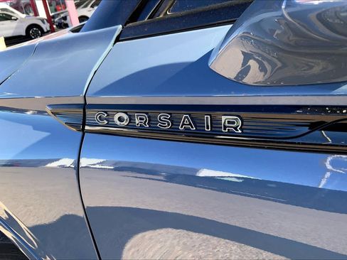 New 2026 Lincoln Corsair Premiere image 15