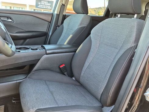 Used 2023 Nissan Rogue SV AWD/4WD image 13
