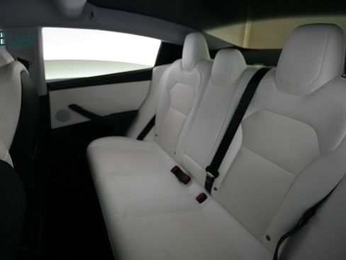 Used 2025 Tesla Model 3 Long Range image 24