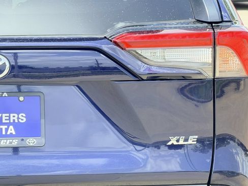 Used 2025 Toyota RAV4 XLE FWD image 10
