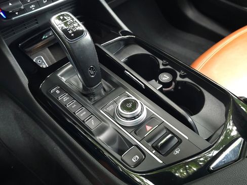 Used 2022 Maserati Levante GT image 48