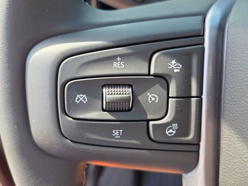 New 2026 GMC Sierra 1500 SLE image 23