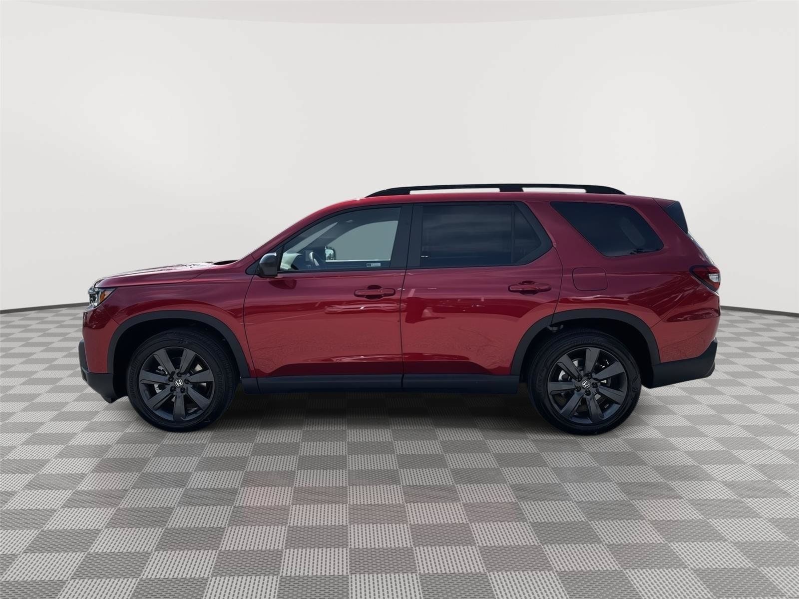 New 2026 Honda Pilot Sport image 3