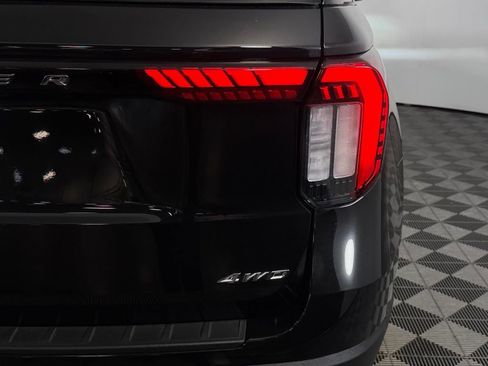 Used 2026 Ford Explorer Active w/ Active Comfort Package AWD/4WD image 26