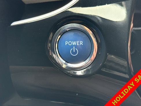 Used 2018 Toyota Prius Two image 23