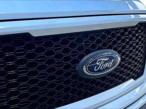 Used 2018 Ford F150 XL w/ Equipment Group 101A Mid RWD image 30