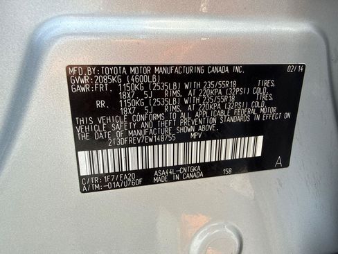 Used 2014 Toyota RAV4 Limited w/ Technology Package AWD/4WD image 32