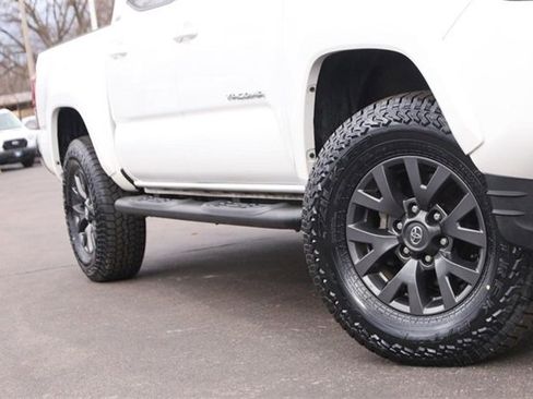 Used 2023 Toyota Tacoma SR5 image 3