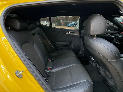Used 2018 Kia Stinger GT image 17