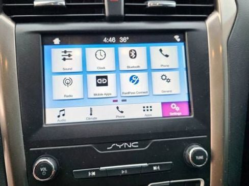 Used 2019 Ford Fusion SEL image 13