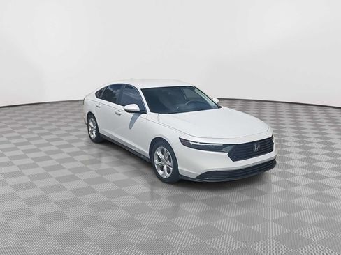 Certified 2023 Honda Accord LX image 2