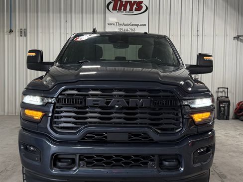 Used 2025 RAM 2500 Big Horn AWD/4WD image 7